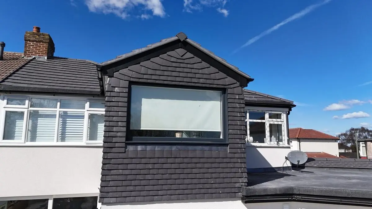 Plain tile clad dormer with flat roof - Croydon